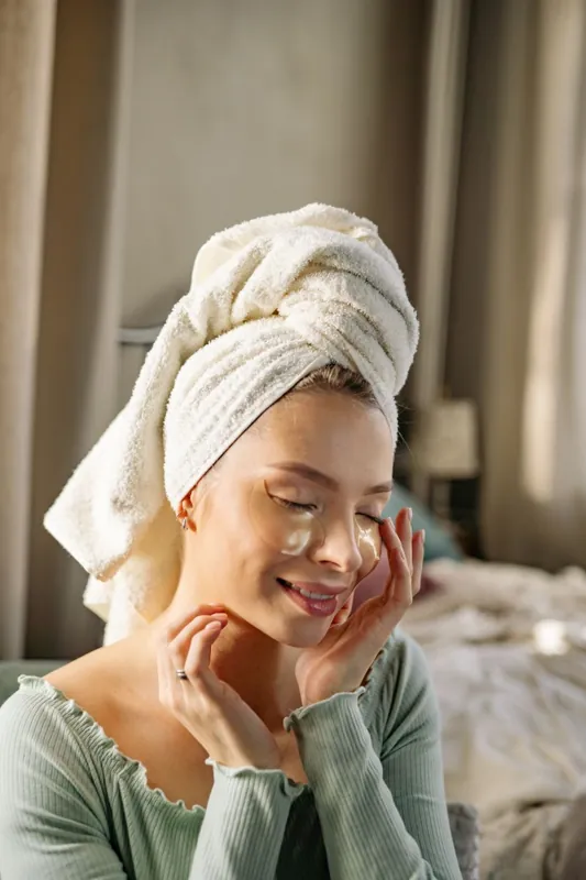 Dark Circles and Puffy Eyes: Korean Eye Creams and Eye Patches That Help