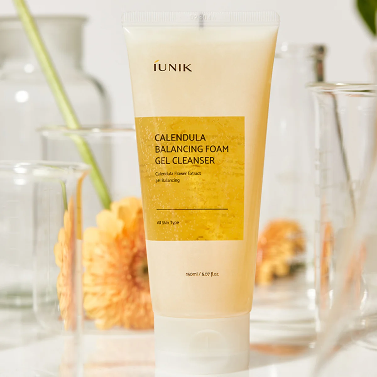 iUNIK Calendula Balancing Foam Cleanser 150 ml