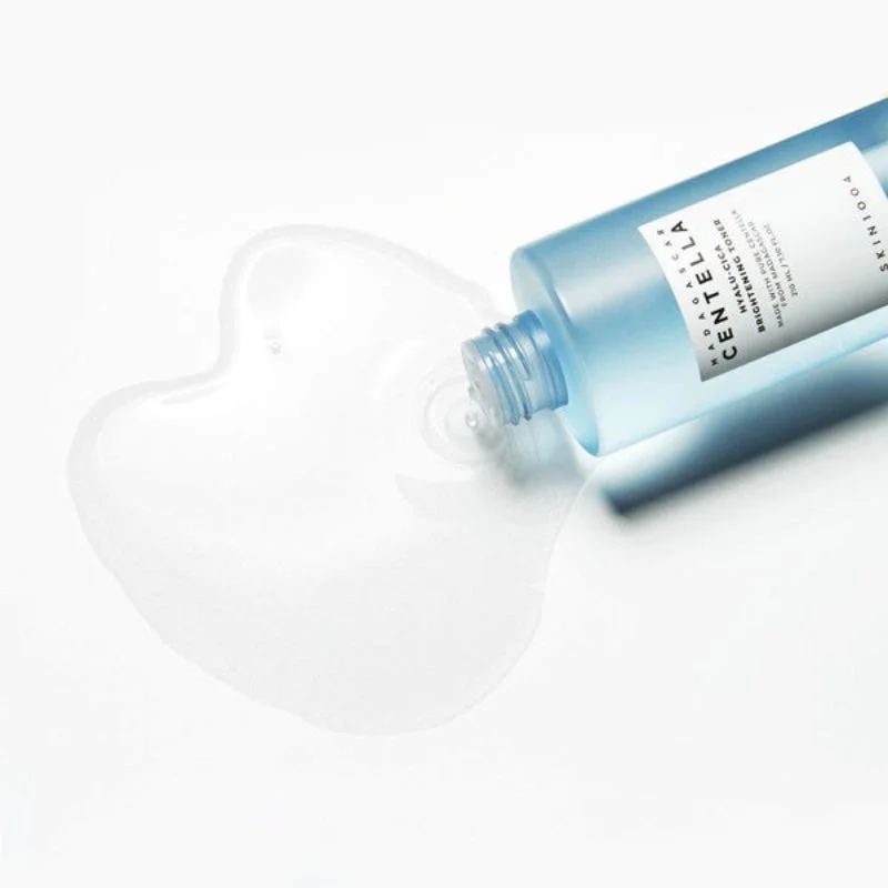 SKIN1004 Madagascar Centella Hyalu-Cica Brightening Toner 210 ml