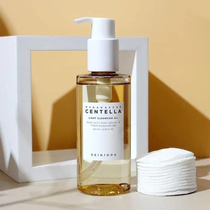 SKIN1004 Madagascar Centella Light Cleansing Oil 200 ml