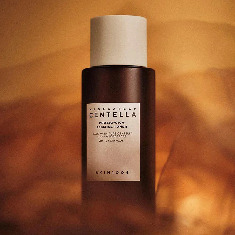 SKIN1004 Madagascar Centella Probio-Cica Essence Toner 210 ml