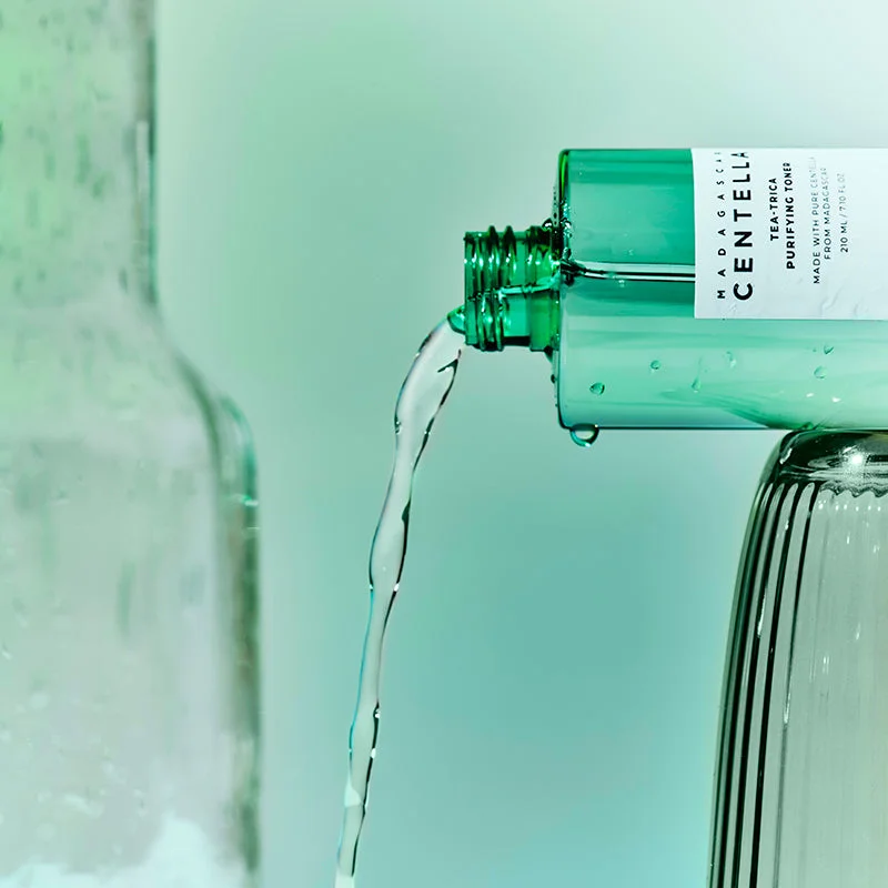 SKIN1004 Madagascar Centella Tea-Trica Purifying Toner 210 ml